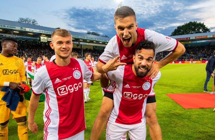 來方向抱有 來方向抱有